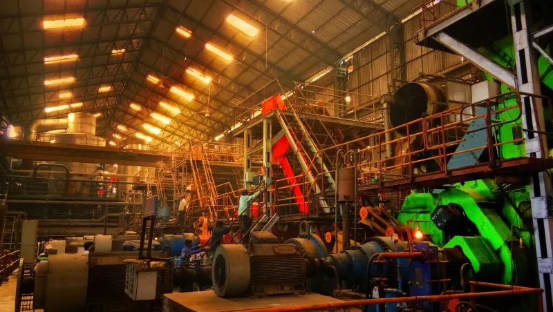 Owning the Whole Chain: Why American Manufacturers Are Betting Big on Vertical Integration